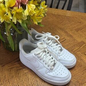 Nike White Women's Air Force 1 Sneakers